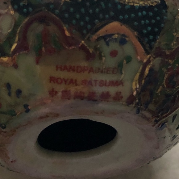 Porcelain Hand PaintedAsian Egg - Picture 8 of 8